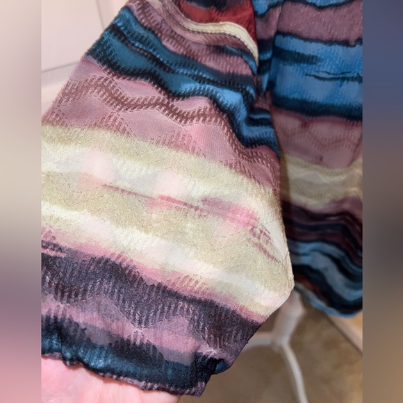 Zac & Rachel Top - Picture 2 of 7